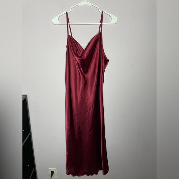 BEBE Vintage Womens Burgundy Red Wine Silky Slinky Slip Dress Size Large - Picture 1 of 5